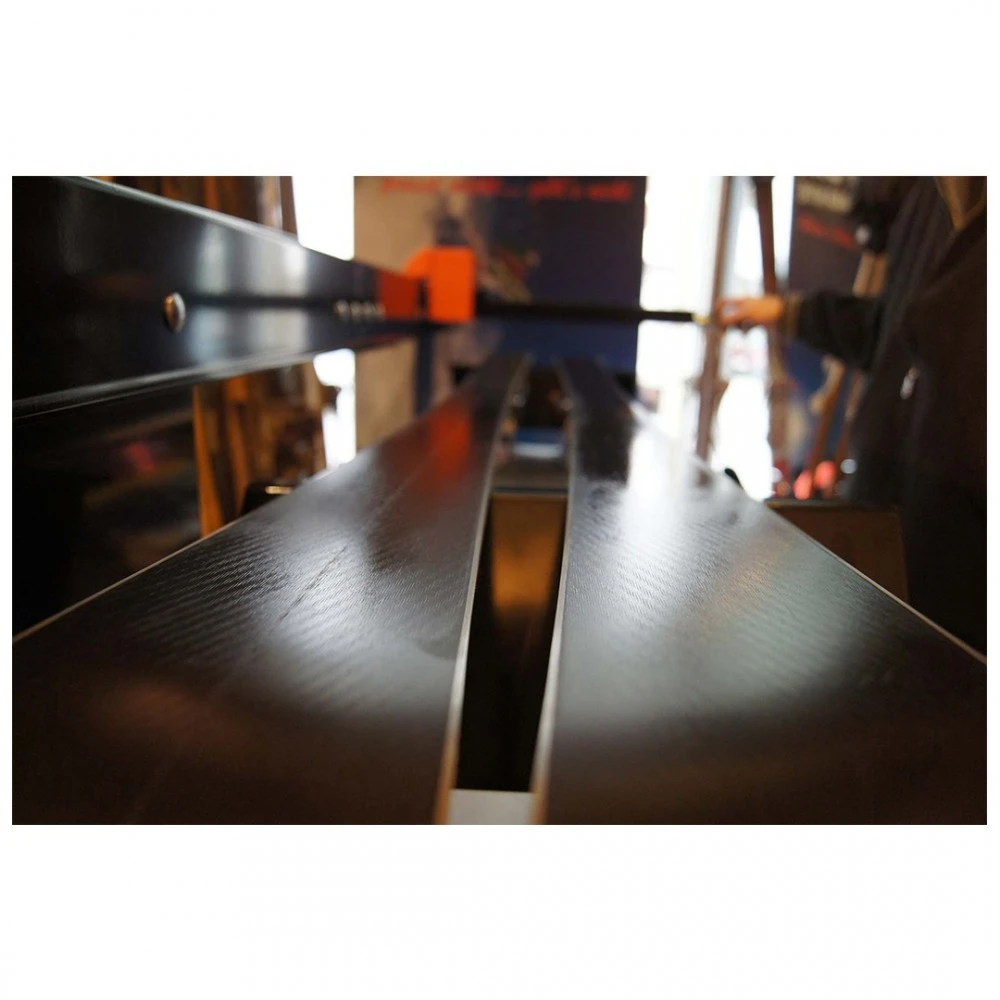 WAX FUTURE EASY RACE 2 WAX FUTURE EASY RACE – Image 2